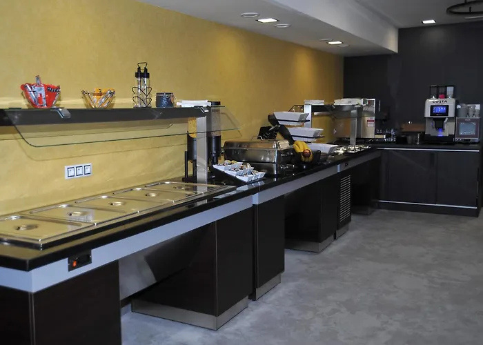 Hradby A Restaurace Hotel 3*